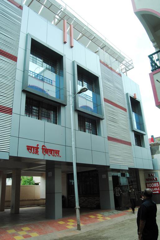 Sai Niwas Hotell Shirdi Exteriör bild